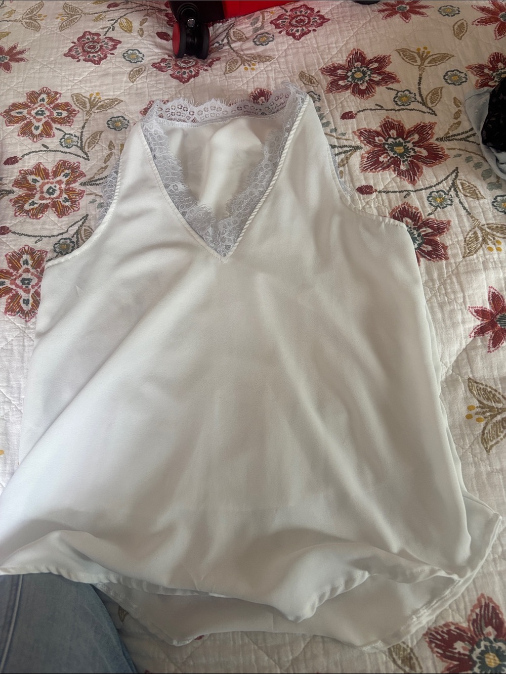 Women’s White Lace-Trim V-Neck Camisole